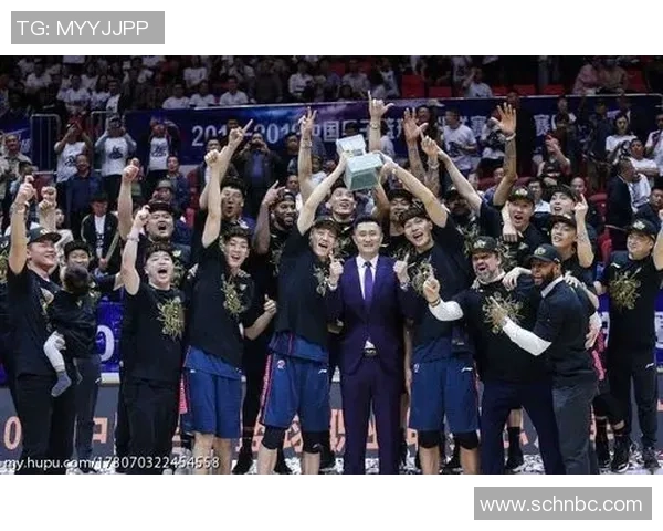 勇者相逢在狭路，运动见证冠军心中的不屈信念与拼搏精神