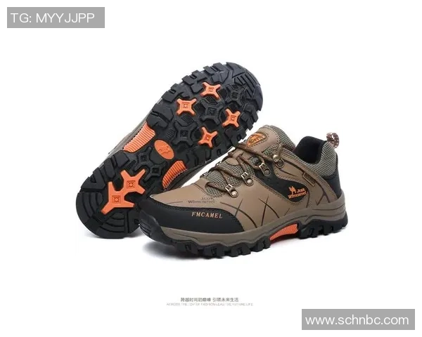 徒步登山必备十种救命装备不可或缺的安全指南